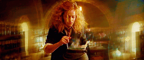 Tranquila Hermione, puedes sustituir ingredientes, no te tienes que ir al quinto pino a por raíz de mandrágora púrpura.
